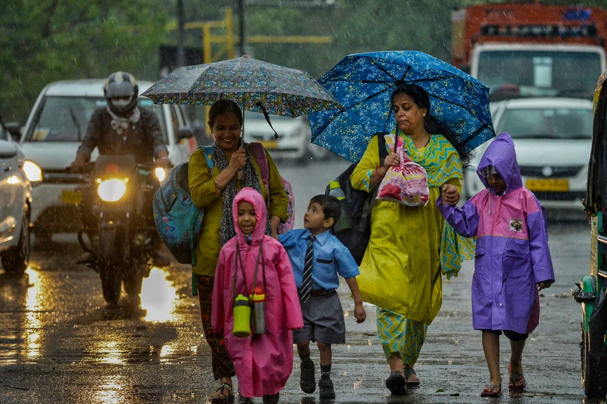 Heavy Rain Alert: 23 मई तक पूर्वोत्तर भारत में भयंकर बारिश, आंधी तूफान की चेतावनी, Imd का हाई अलर्ट 2 Rain Alert