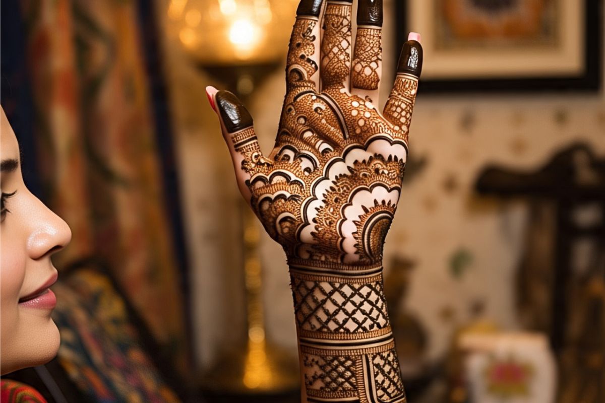Latest Mehndi Designs: जब प्यार की मेहंदी होगी खास,पिया भी देखेंगे बार-बार 2 Latest Mehndi Design 161432 13