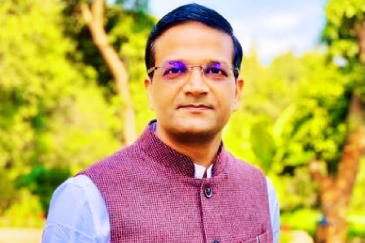 पूजा सिंघल और छवि रंजन के बाद जेल जाने वाले झारखंड के तीसरे आईएएस बने विनय चौबे 2 chhavi ranjan ias jharkhand