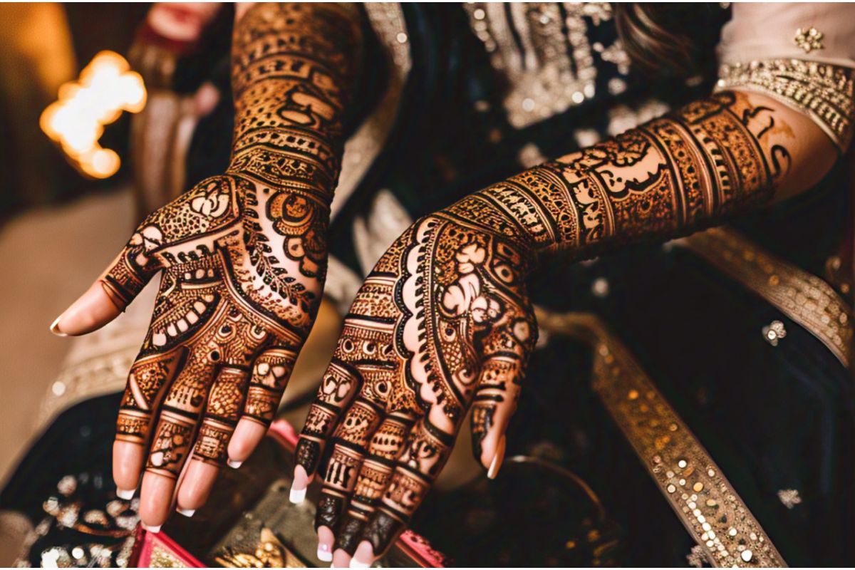 Latest Bridal Mehndi Design: हाथों में रचाएं साजन के नाम की मेहंदी,प्यार का दें खूबसूरत पैगाम 3 Latest Bridal Mehndi Design 1111Q1
