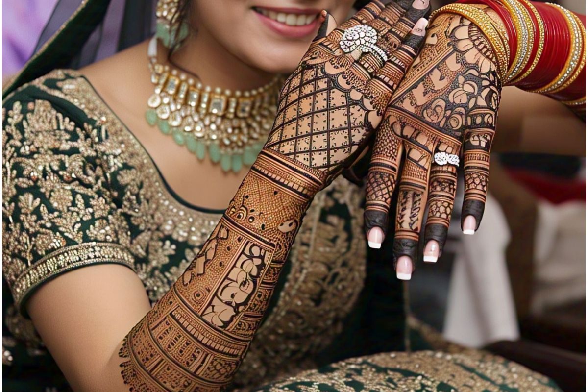 Latest Bridal Mehndi Design: हाथों में रचाएं साजन के नाम की मेहंदी,प्यार का दें खूबसूरत पैगाम 6 Latest Bridal Mehndi Design 1111Q111