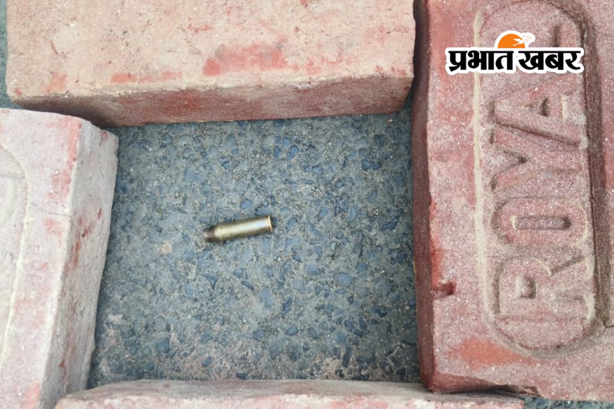 साहिबगंज में दिनदहाड़े ज्वेलरी दुकान से 4 किलो चांदी की लूट, 4 राउंड फायरिंग 3 Crime News Rajmahal Sahibganj Jharkhand News