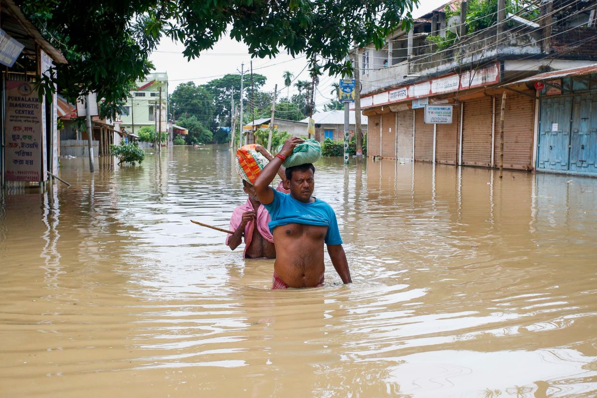 Manipur Flood: मणिपुर में बारिश और बाढ़ से भारी तबाही, तस्वीरें जो रुला देंगी 5 Flood-Heavy-Rains