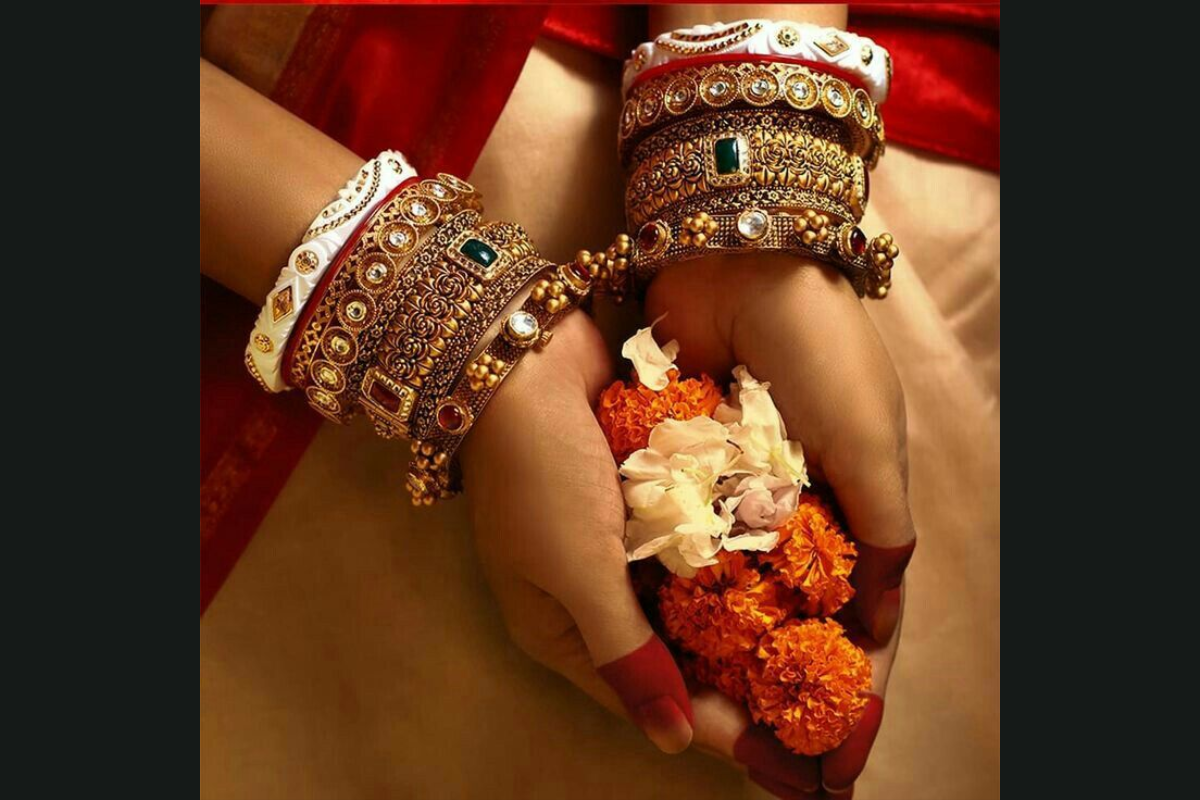 Sawan Bangles Designs: हाथों में पहनें ये सुंदर कंगन - चूड़ियों का सेट बनेगा बेहद सुंदर 5 Image 74