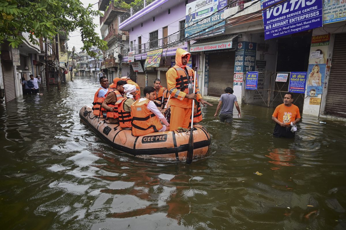 Rain Havoc: उत्तर भारत में तबाही की बरसात, उफान पर नदियां, घरों में घुसा बाढ़ का पानी, देखें तस्वीरें 6 04081 Pti08 04 2025 000101A