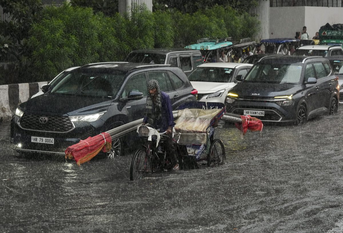 Heavy Rain Alert: 4,5,6,7 अगस्त तक भारी बारिश, इन राज्यों में गरज के साथ पड़ेंगे छींटे, आईएमडी का अलर्ट 2 29071 Pti07 29 2025 000037B 1 1