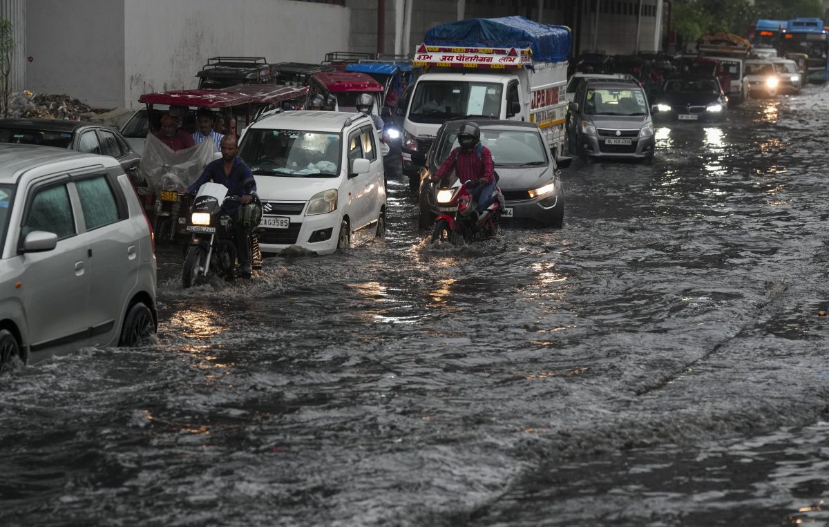 Heavy Rain Alert: 4,5,6,7 अगस्त तक भारी बारिश, इन राज्यों में गरज के साथ पड़ेंगे छींटे, आईएमडी का अलर्ट 3 29071 Pti07 29 2025 000059B