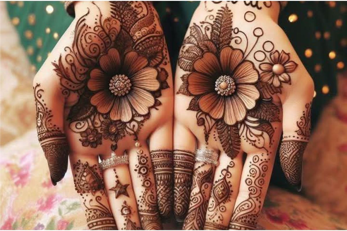 Raksha Bandhan Mehndi Design: राखी पर लगाये सिंपल, यूनिक और लेटेस्ट मेहंदी डिजाइन 2 Raksha Bandhan Mehndi Design1