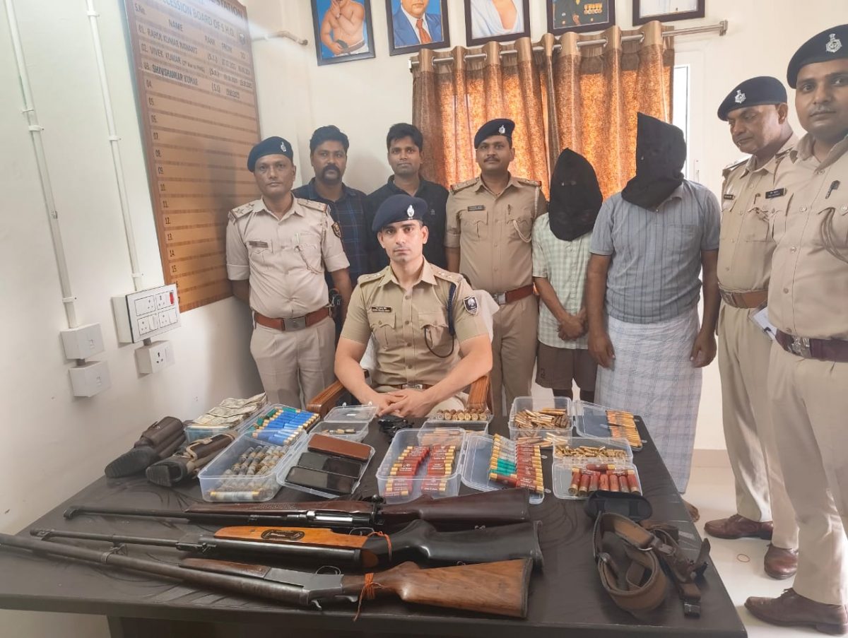 Video: हथियार वाले रील्स से 'महाकाल गैंग' बनाता है भौकाल, पटना पुलिस ने कारतूस के सौदागरों को दबोचा 2 Whatsapp Image 2025 08 26 At 3.52.20 Pm