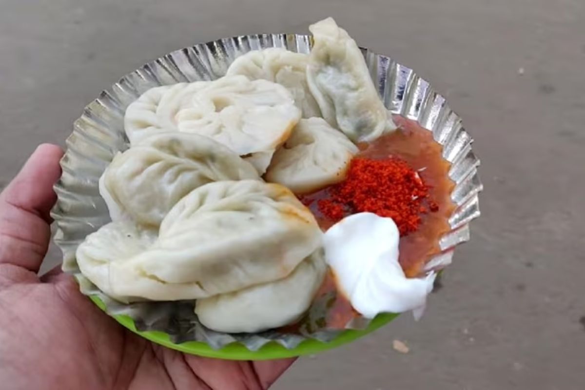 Patna Street Food: गोलघर नहीं, जायके की गलियों में है असली पटना! ये हैं टॉप 5 स्ट्रीट फूड जो हर स्वाद प्रेमी को करना चाहिए ट्राय 5 Momos