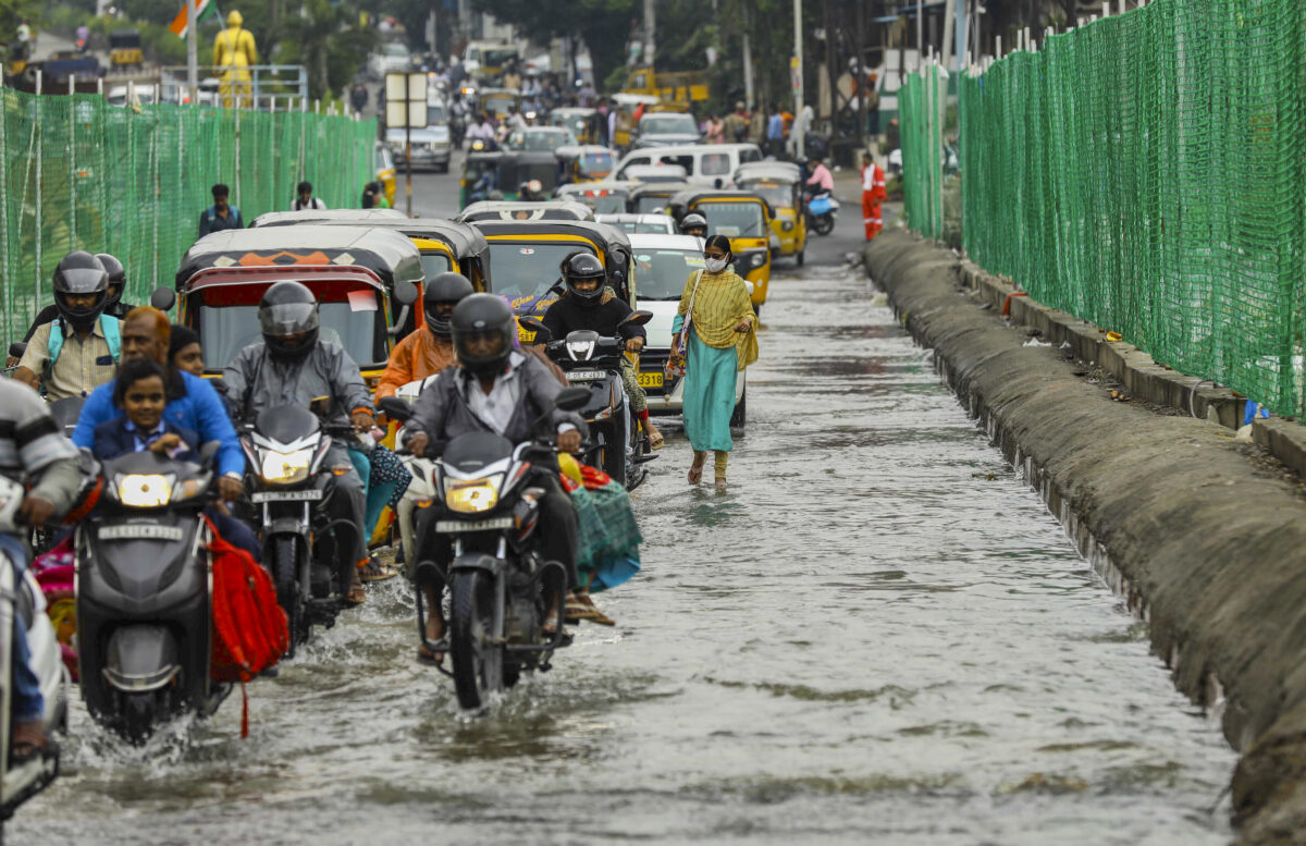 Rain Warning: अगले 96 घंटे इन राज्यों में बहुत भारी बारिश की चेतावनी, गरज के साथ बौछार, अलर्ट जारी 4 12091 Pti09 12 2025 000256B