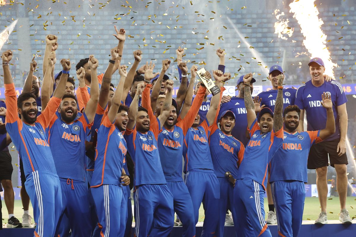 इरफान पठान ने चुने एशिया कप 2025 में भारत के टॉप 5 खिलाड़ी, अभिषेक-कुलदीप के साथ इनको दी जगह 2 Asia Cup 2025 Winner Indian Cricket Team