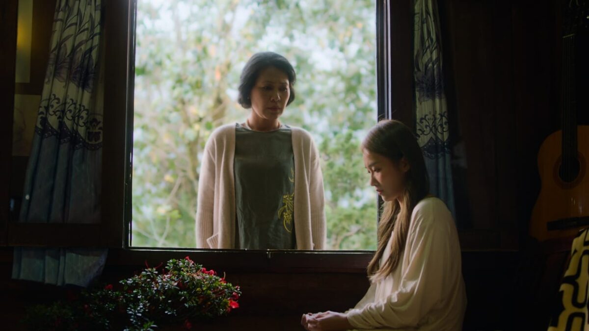 Love In Vietnam: मोहब्बत और तलाश की इमोशनल यात्रा, दिल को छू लेगी फिल्म की कहानी, यहां पढ़ें रिव्यू 4 Love In Vietnam 2