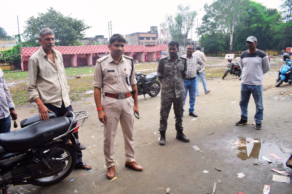 Crime News Dhanbad Bastakola Top Vandalised News